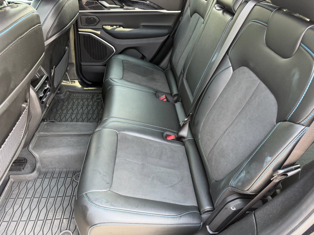 2022 Jeep Grand Cherokee 4xe Trailhawk
