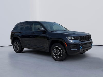 2022 Jeep Grand Cherokee 4xe Trailhawk