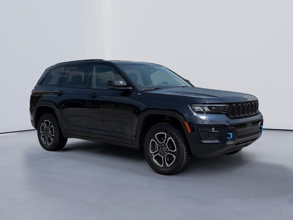 2022 Jeep Grand Cherokee 4xe Trailhawk