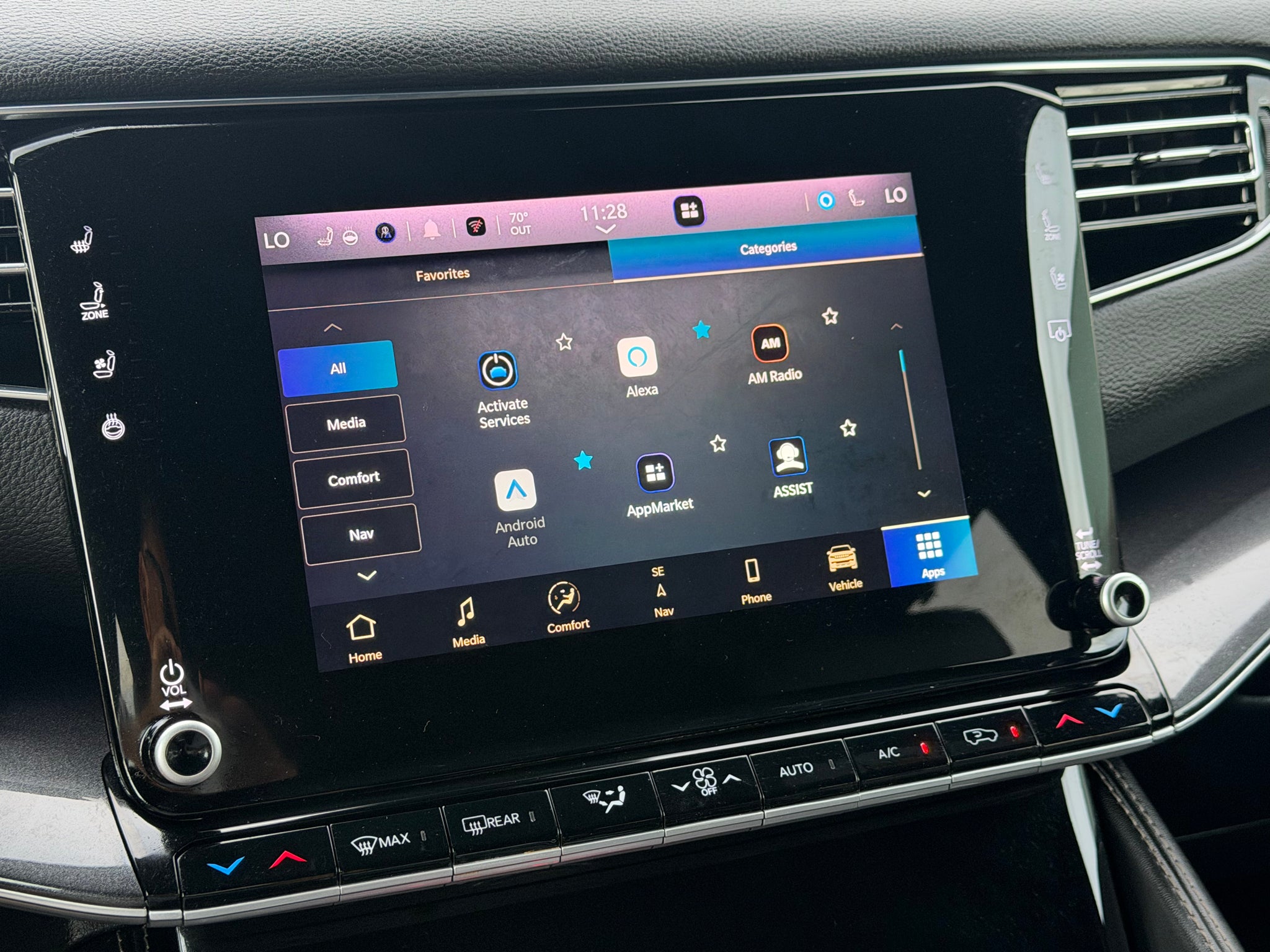 2023 Jeep Wagoneer Base