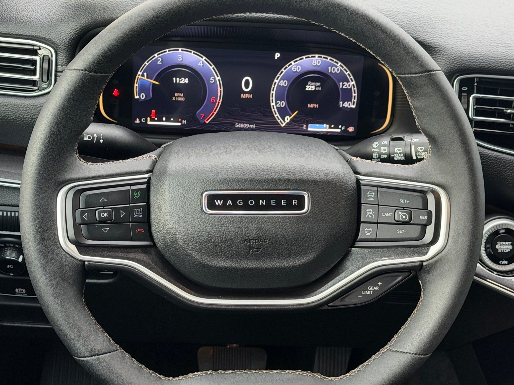 2023 Jeep Wagoneer Base
