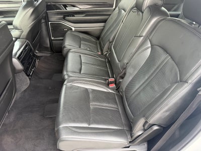 2023 Jeep Wagoneer Base