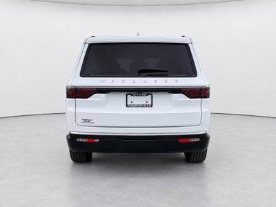 2023 Jeep Wagoneer Base