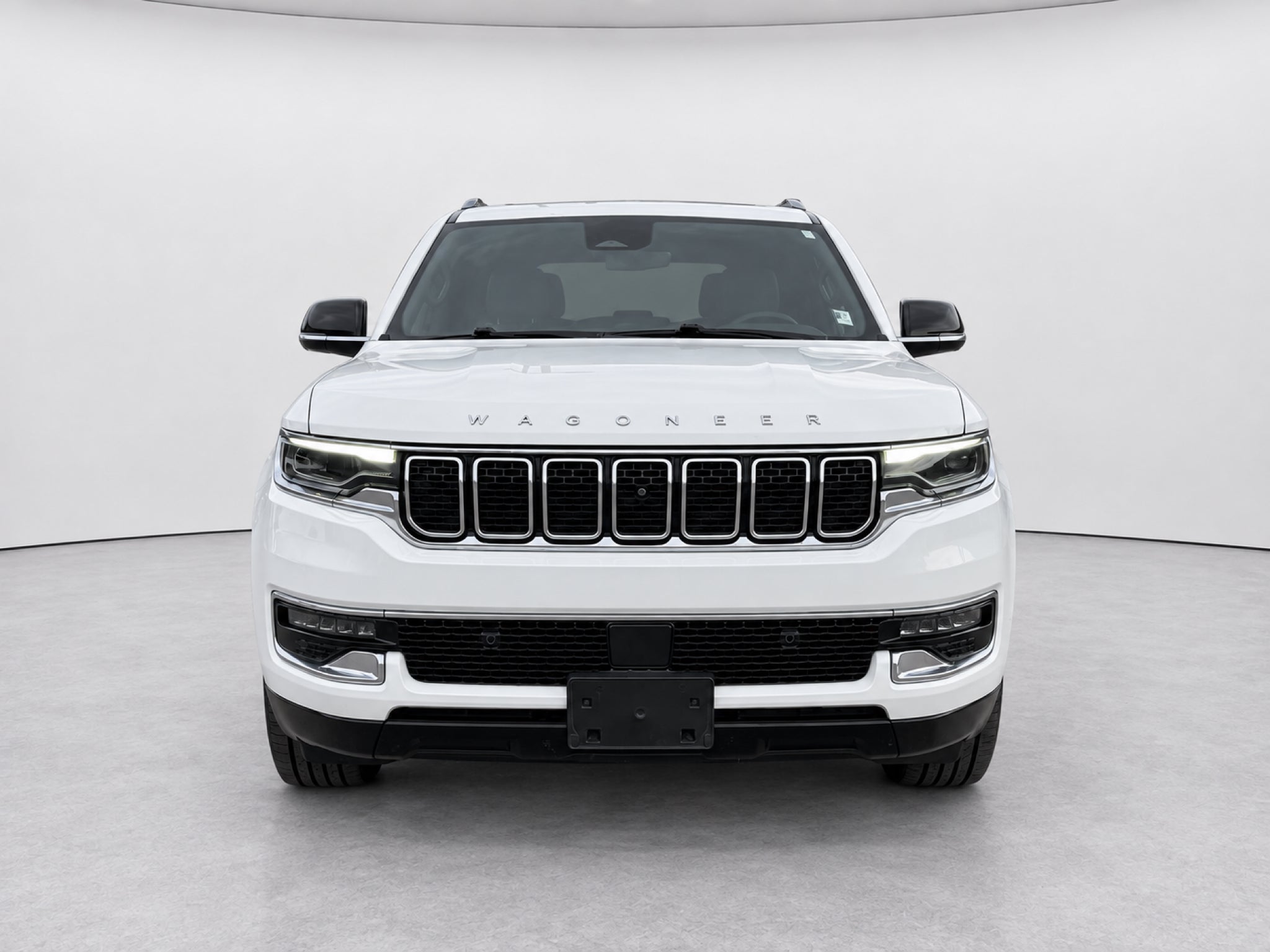 2023 Jeep Wagoneer Base