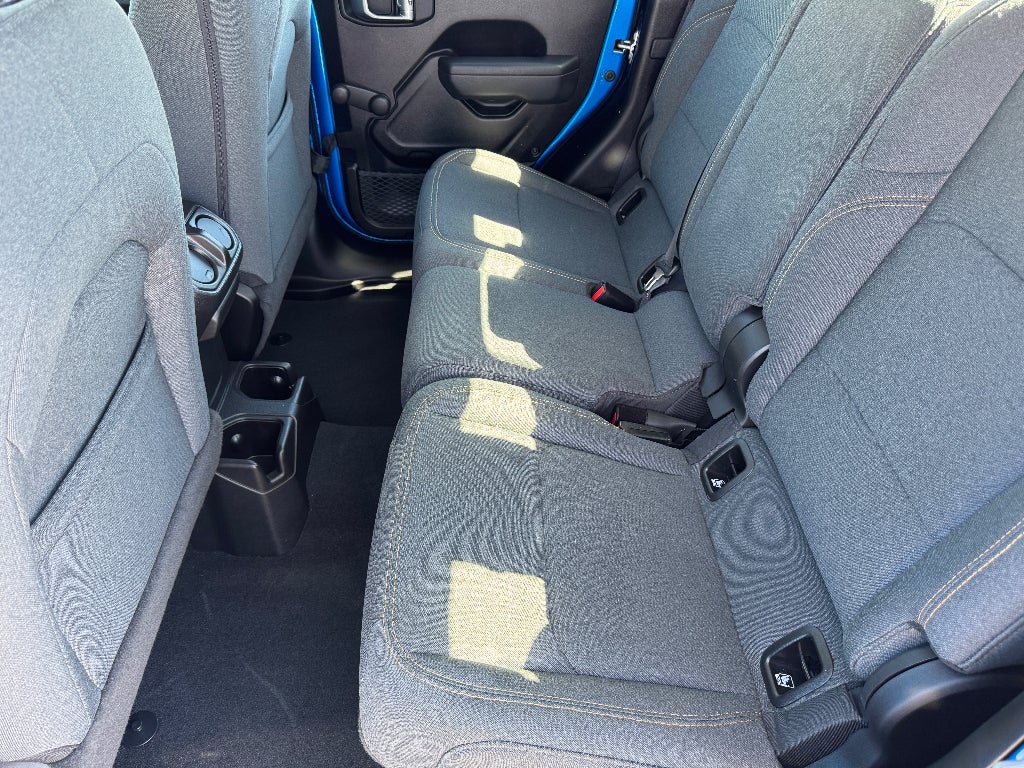 2024 Jeep Gladiator Sport