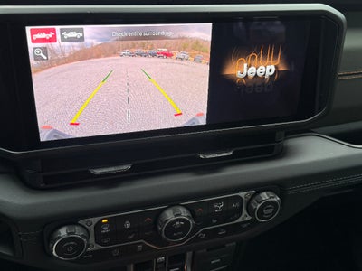 2025 Jeep Gladiator Mojave X