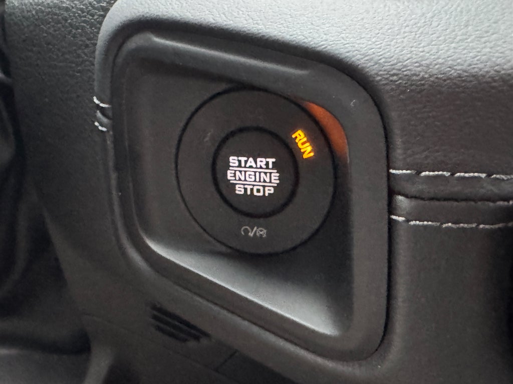 2025 Jeep Gladiator Mojave X