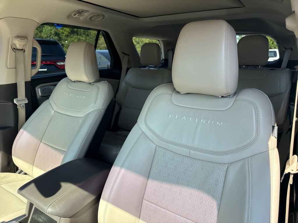 2020 Ford Explorer Platinum