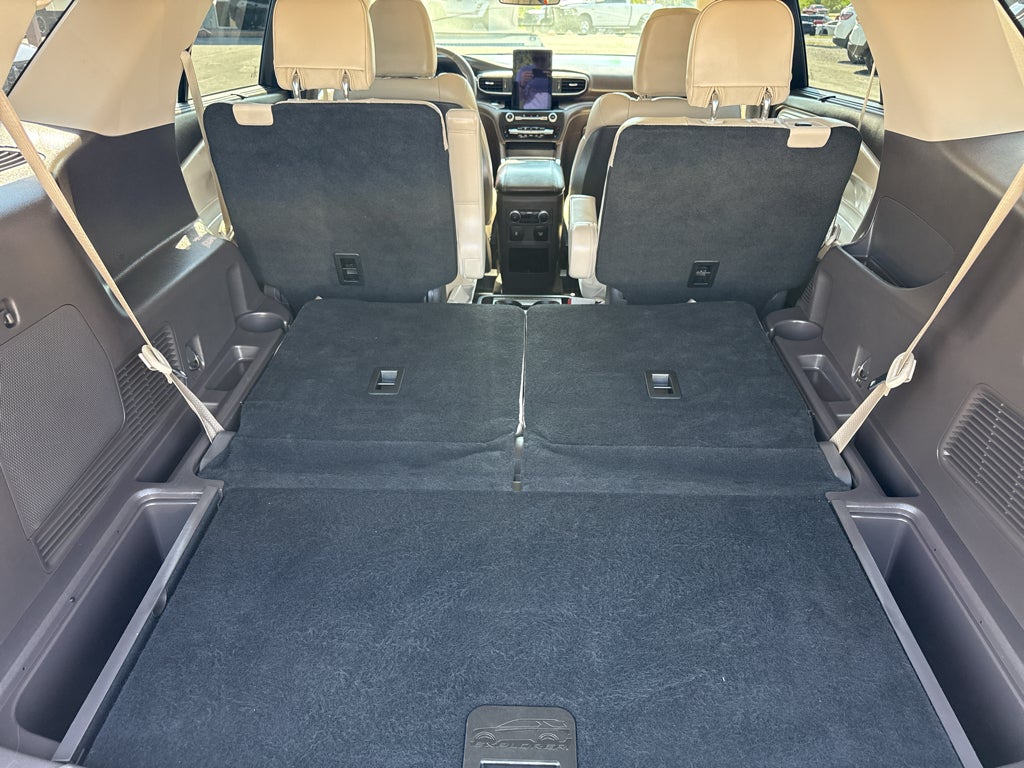 2020 Ford Explorer Platinum