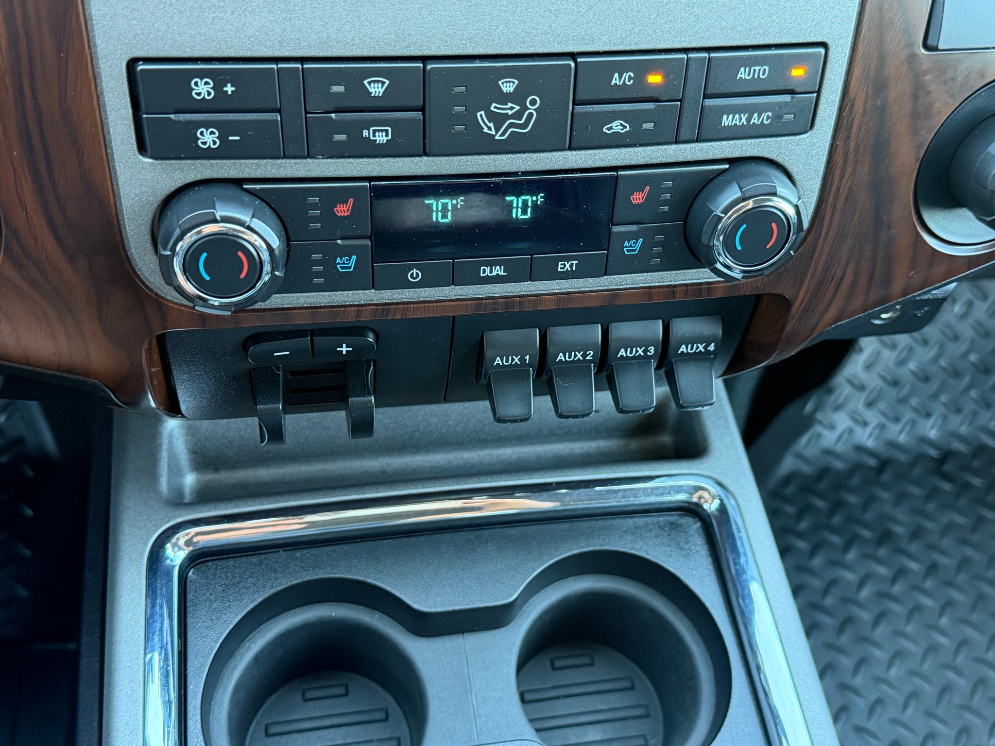 2012 Ford Super Duty F-350 DRW XL