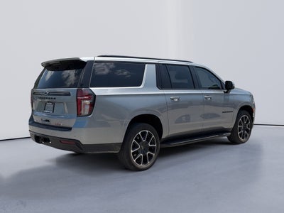 2023 Chevrolet Suburban RST