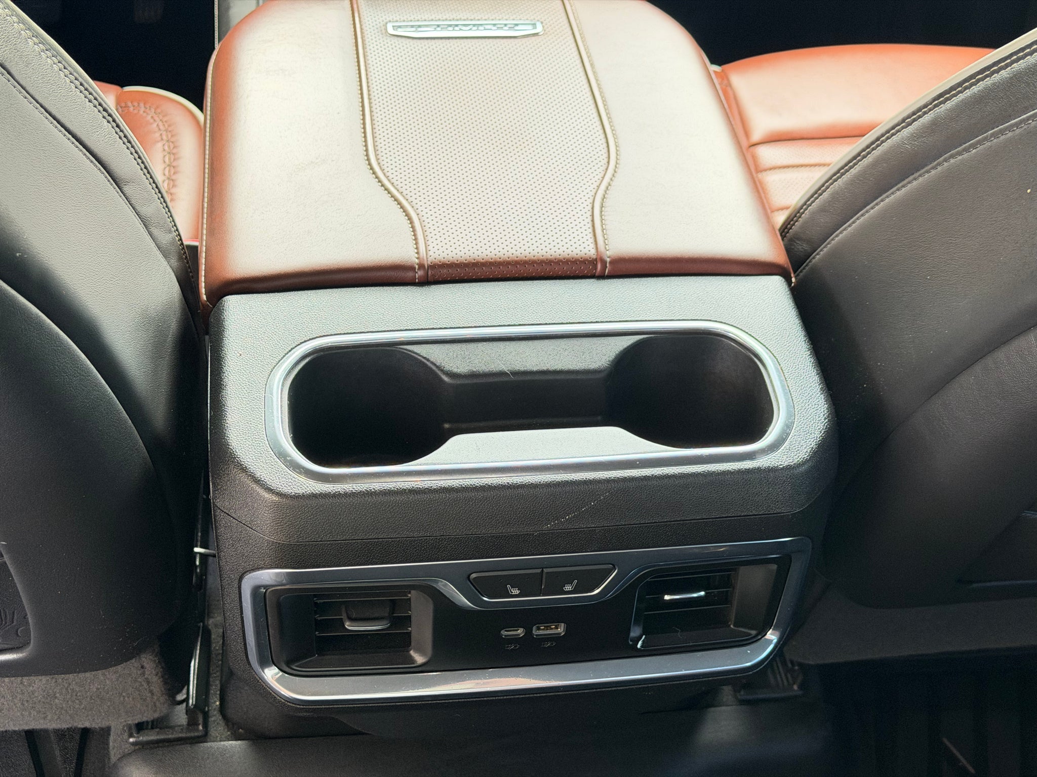 2024 GMC Sierra 3500 HD Denali Ultimate