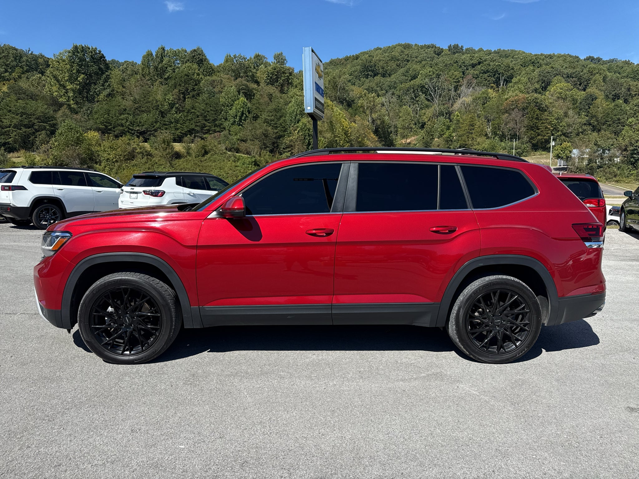 2022 Volkswagen Atlas 3.6L V6 SE w/Technology