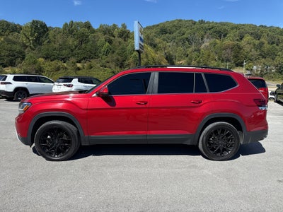 2022 Volkswagen Atlas 3.6L V6 SE w/Technology