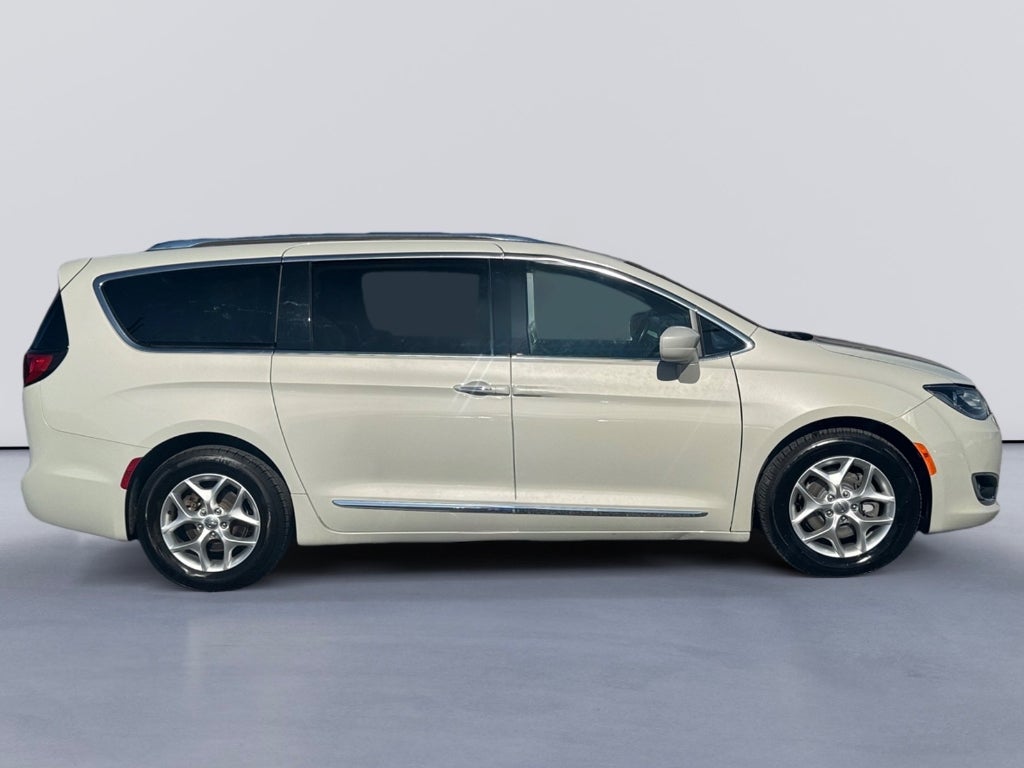 2020 Chrysler Pacifica Touring L Plus 35th Anniversary