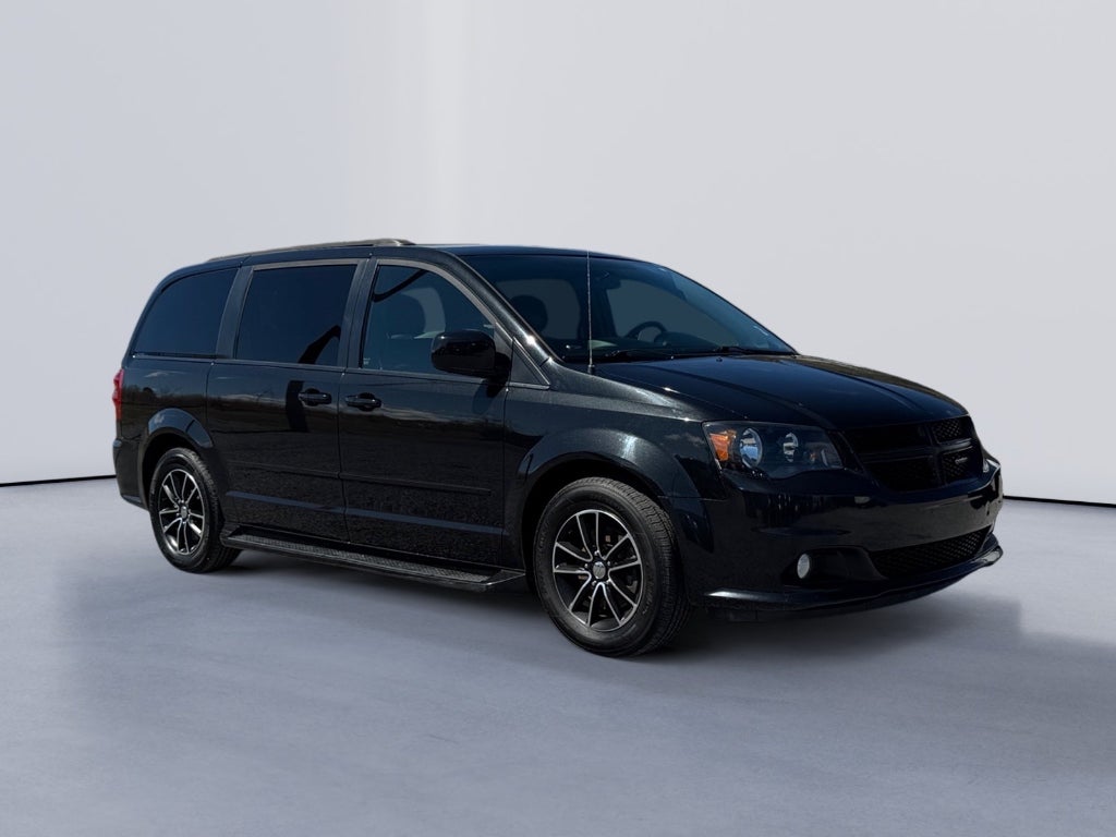 2016 Dodge Grand Caravan R/T
