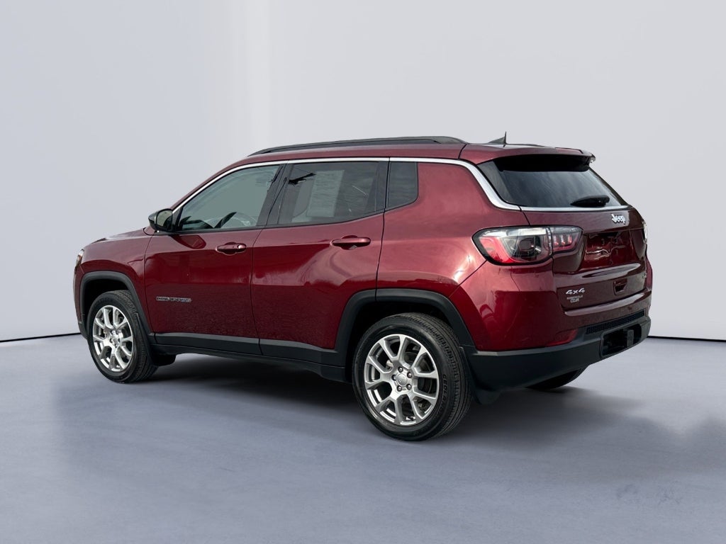 2022 Jeep Compass Latitude Lux