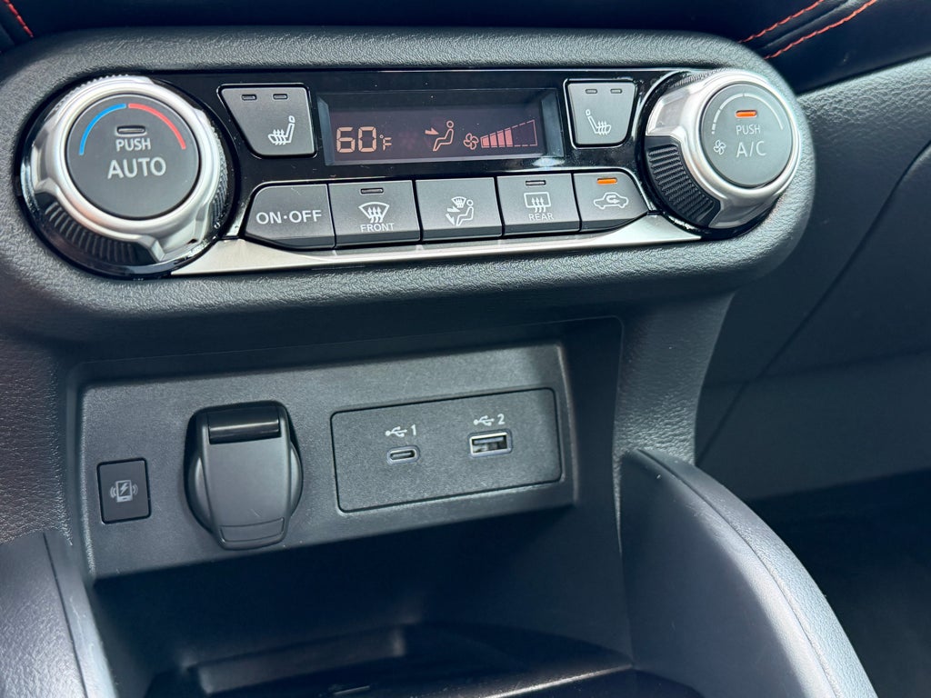 2025 Nissan Versa SR