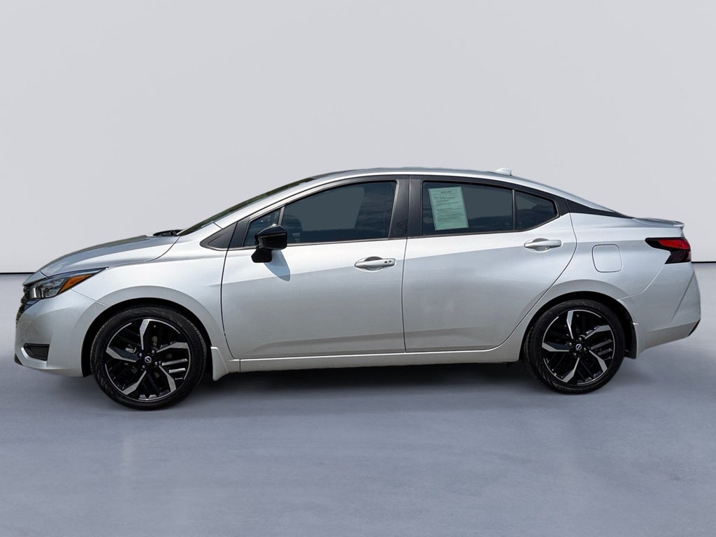 2025 Nissan Versa SR