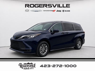 2024 Toyota Sienna LE