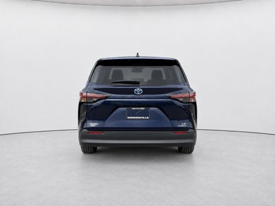 2024 Toyota Sienna LE