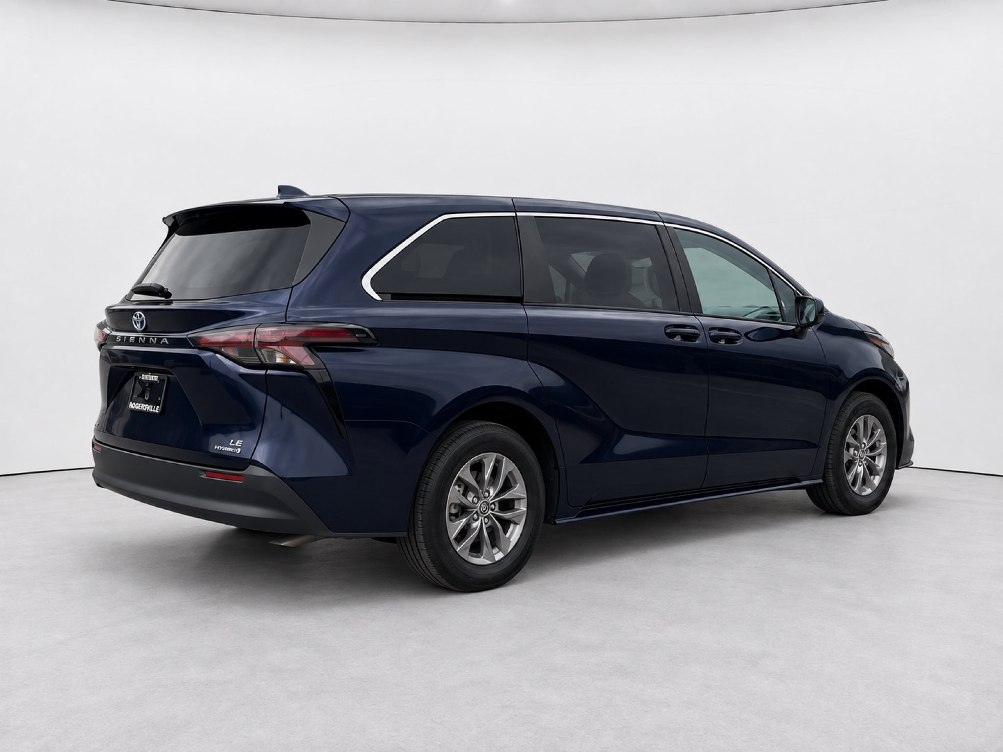 2024 Toyota Sienna LE