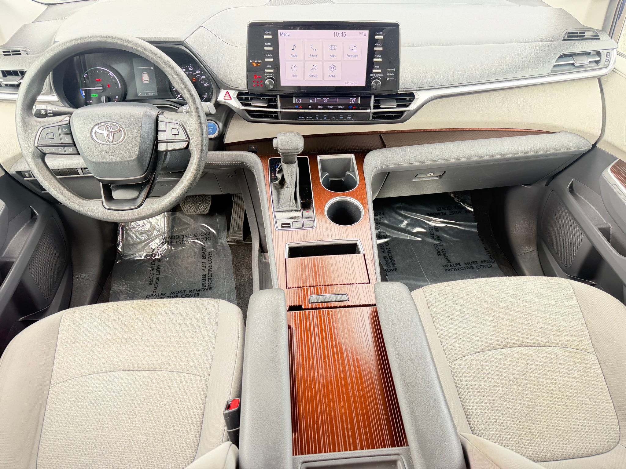 2024 Toyota Sienna LE