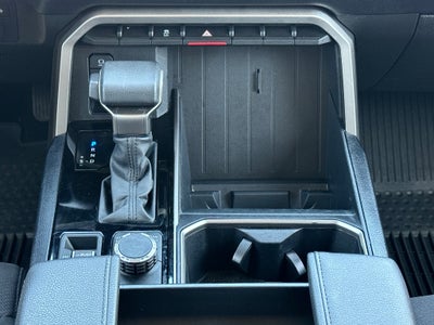 2022 Toyota Tundra 4WD SR5