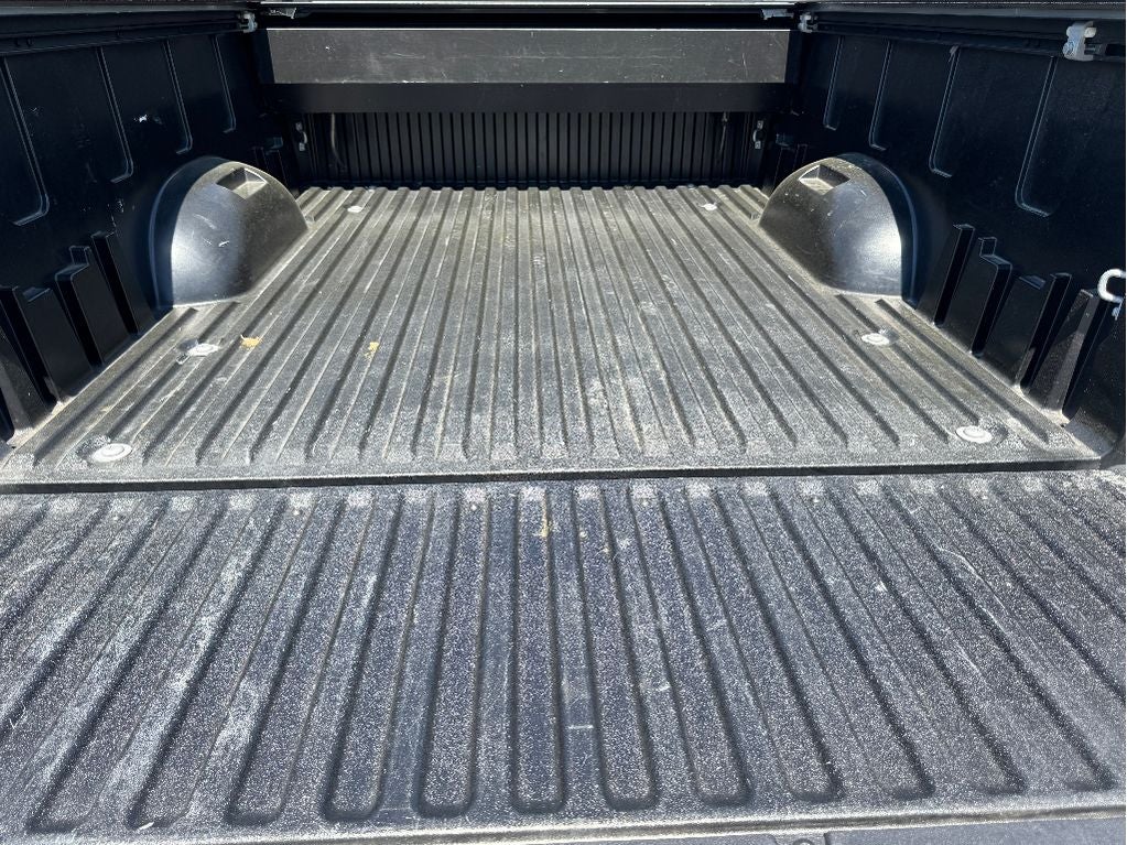 2022 Toyota Tundra 4WD SR5