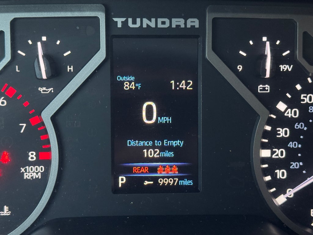 2022 Toyota Tundra 4WD SR5