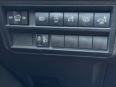 2022 Toyota Tundra 4WD SR5