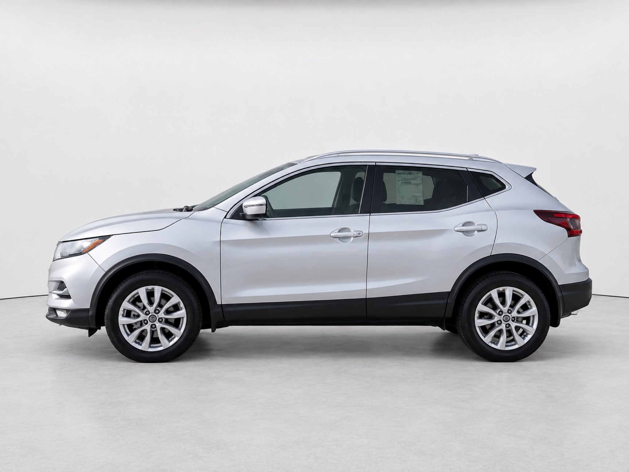 Used 2021 Nissan Rogue Sport SV with VIN JN1BJ1BV9MW572338 for sale in Rogersville, TN