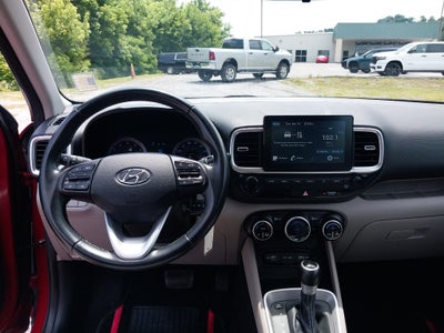 2022 Hyundai Venue SEL