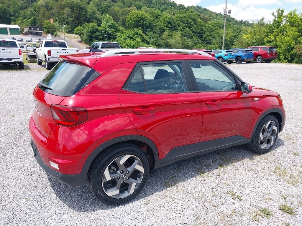 2022 Hyundai Venue SEL