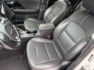 2022 Kia Niro Touring SE