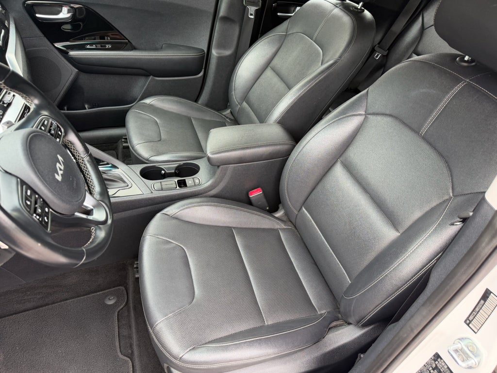 2022 Kia Niro Touring SE