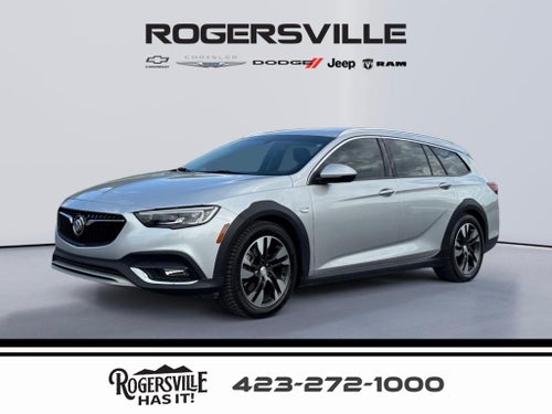 2019 Buick Regal TourX Essence