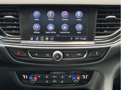2019 Buick Regal TourX Essence