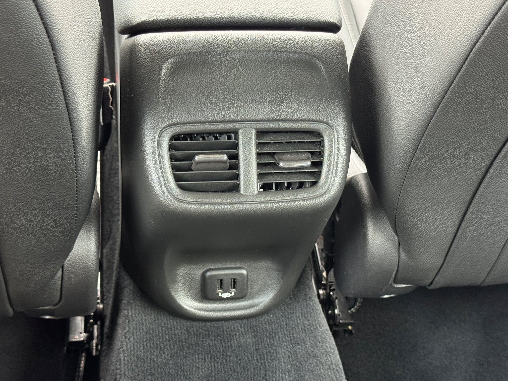 2019 Buick Regal TourX Essence