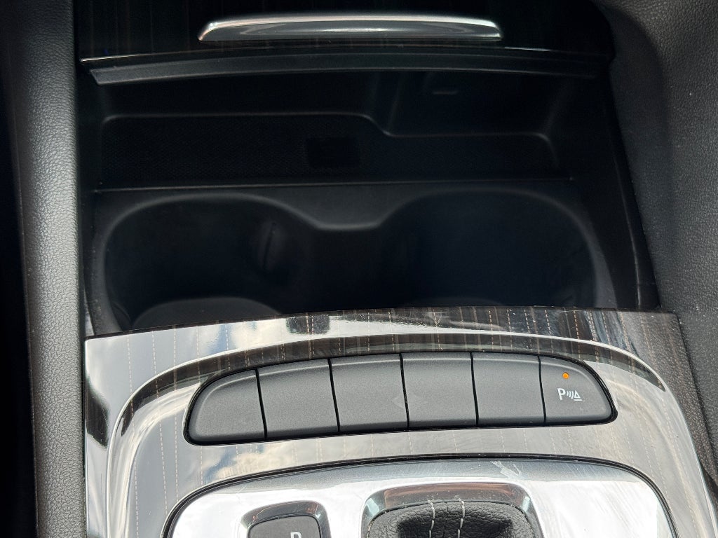 2019 Buick Regal TourX Essence