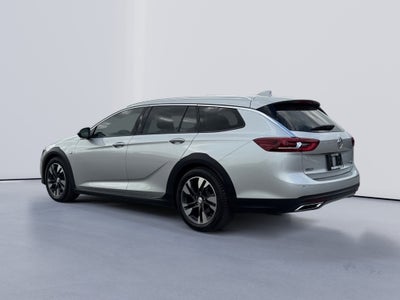 2019 Buick Regal TourX Essence