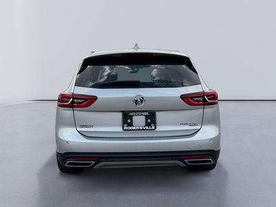 2019 Buick Regal TourX Essence