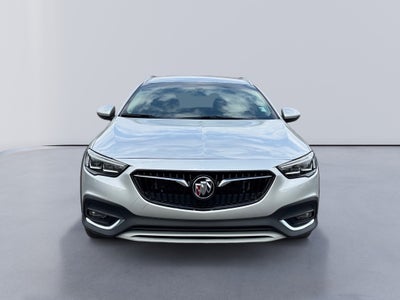 2019 Buick Regal TourX Essence